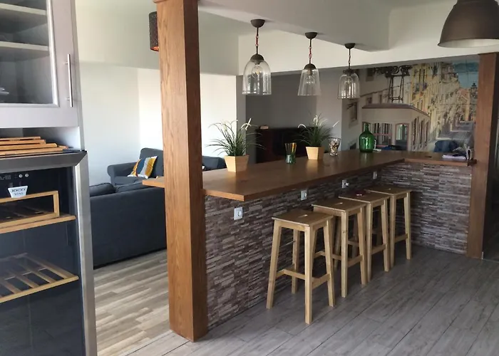 Santos Deluxe * Лиссабон