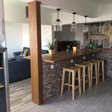 Santos Deluxe * Lisboa